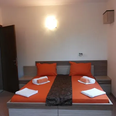 Szálloda Family Golden Lion 2*